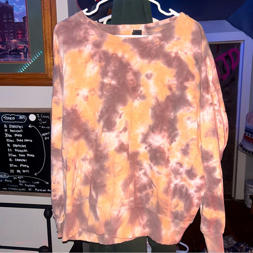Comfortable large crew neck